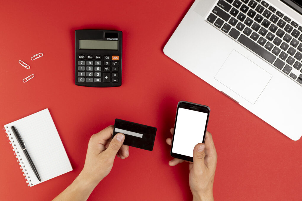 hands-holding-card-phone-mock-up